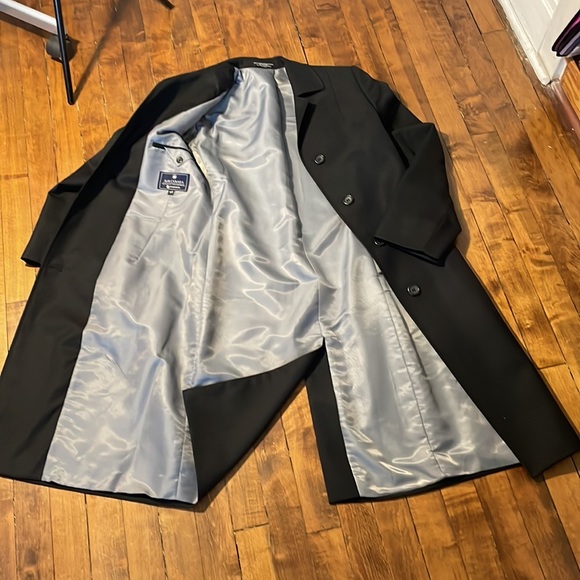 Canadian airlines light coat - Picture 6 of 9